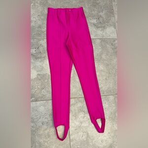 Good American Vibrant Pink Stirrup Leggings